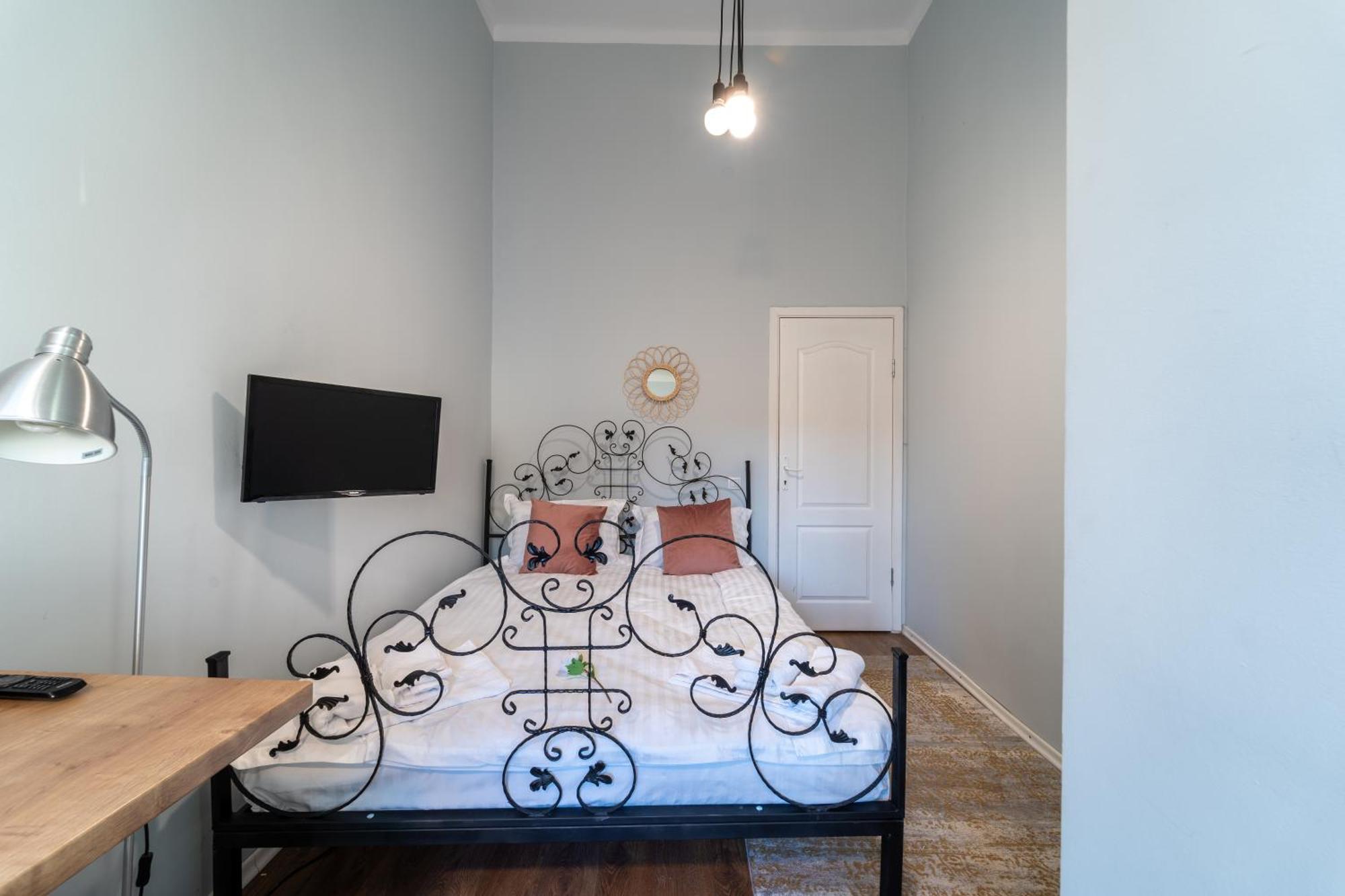 Noble 5 Star House In Unirii Plaza Villa Cluj Napoca Bagian luar foto